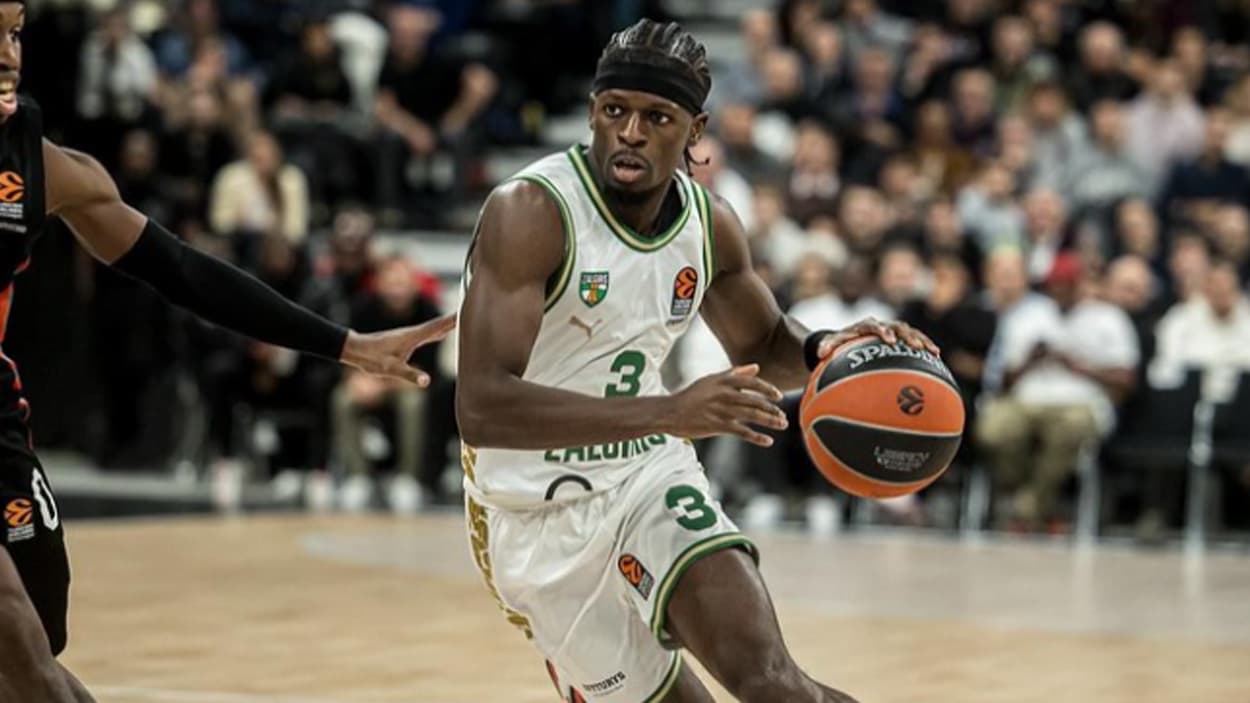 Sylvain Francisco against T.J. Shorts Sylvain Francisco against T.J. Shorts