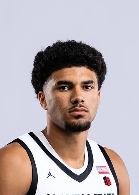 tae_simmons_2025-2026_16-9.jpg