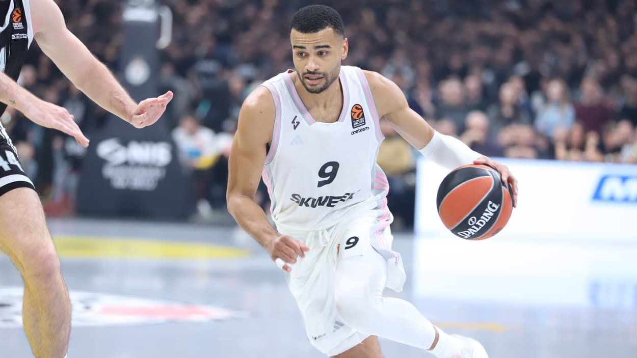 Timothé Luwawu-Cabarrot (Asvel) driving against Partizan Belgrade Timothé Luwawu-Cabarrot (Asvel) driving against Partizan Belgrade