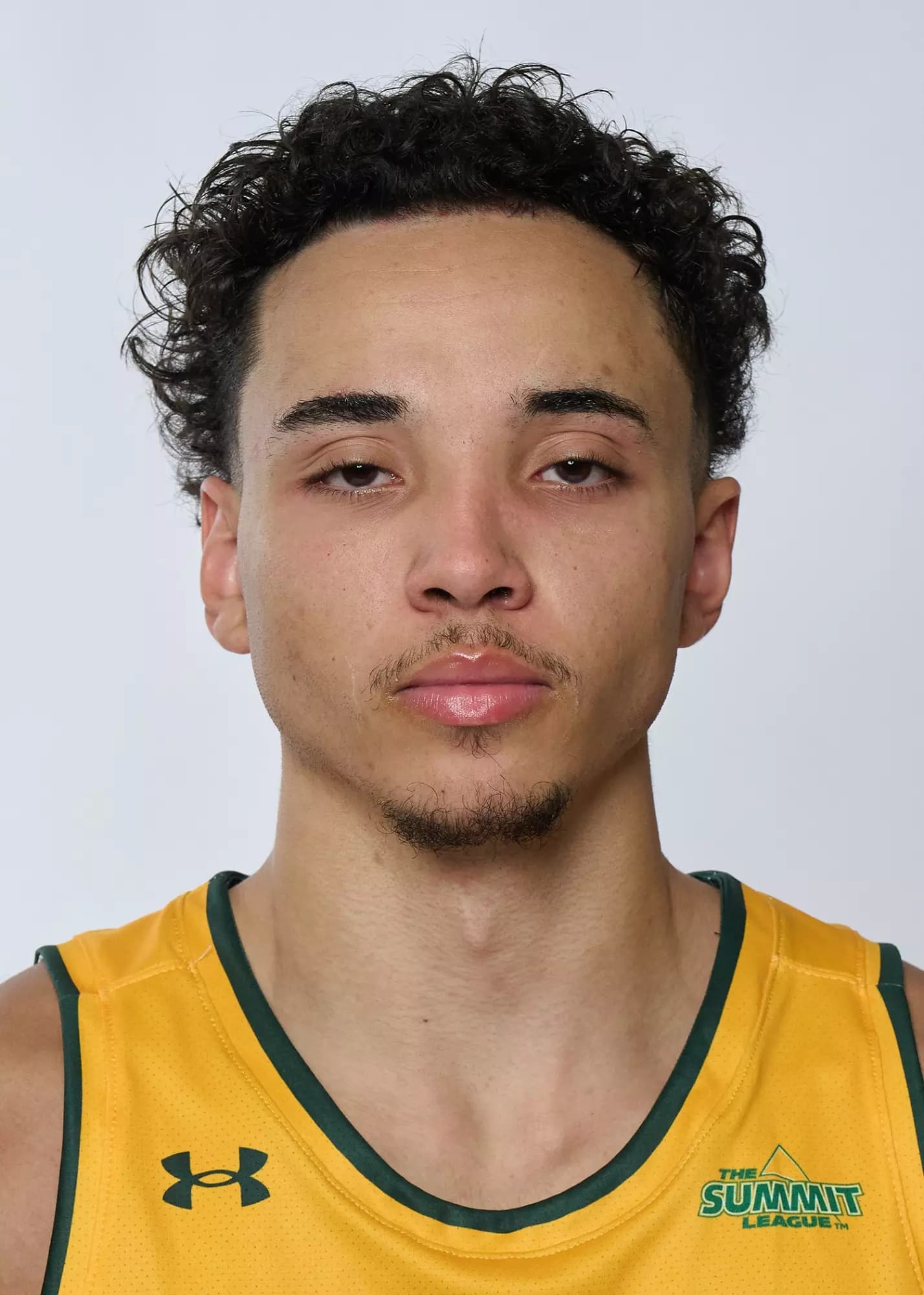 trevian_carson_2025-2026_16-9.webp