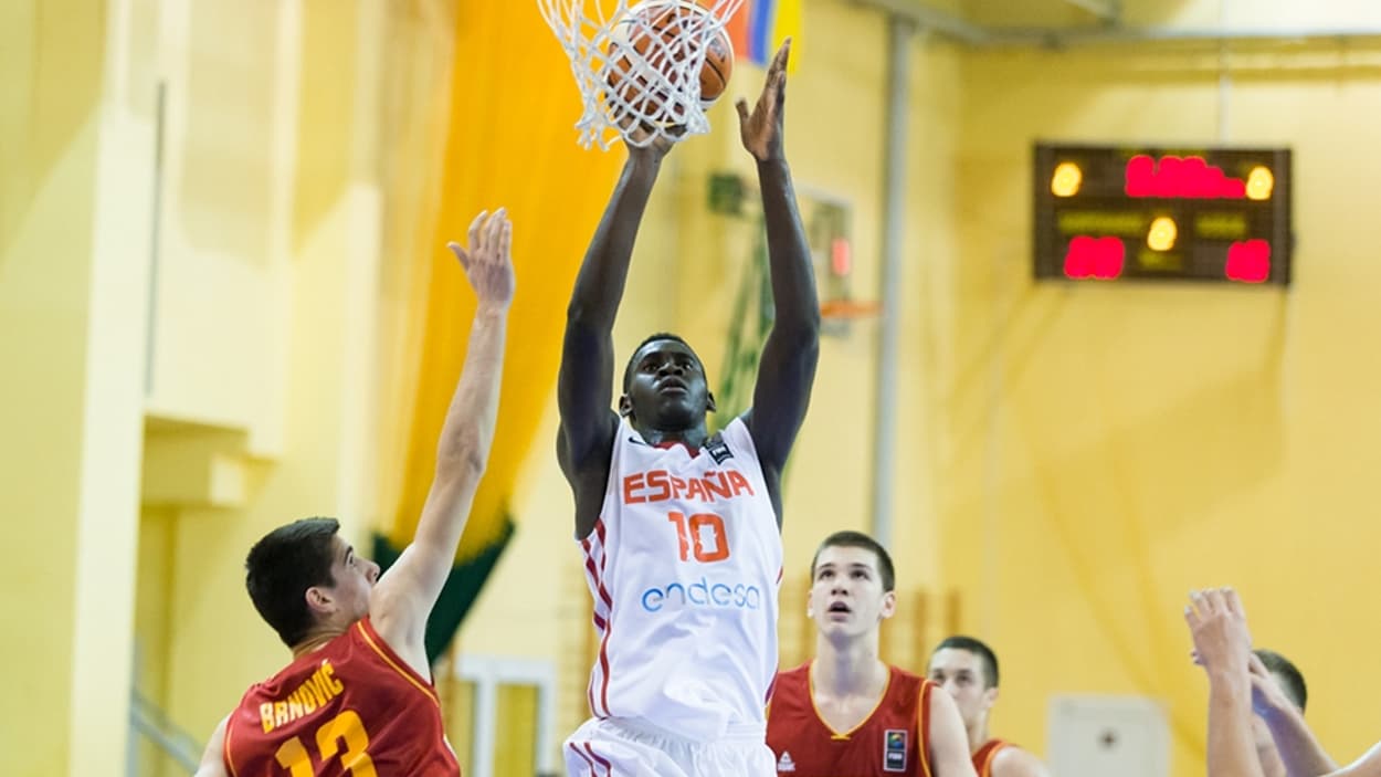 Usman Garuba with Spain's U16 team at age 14! Usman Garuba with Spain's U16 team