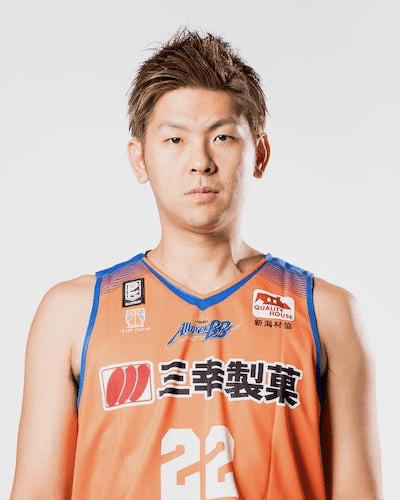 yuki_ueta_2019-2020_16-9.png
