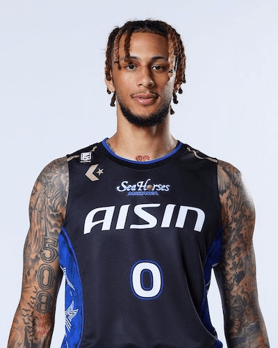 zach_auguste_2023-2024_16-9.png