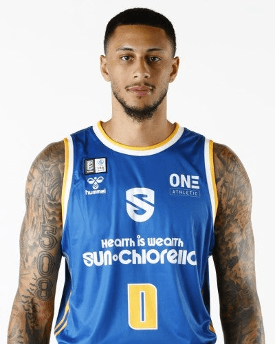 zach_auguste_2025-2026_16-9.png