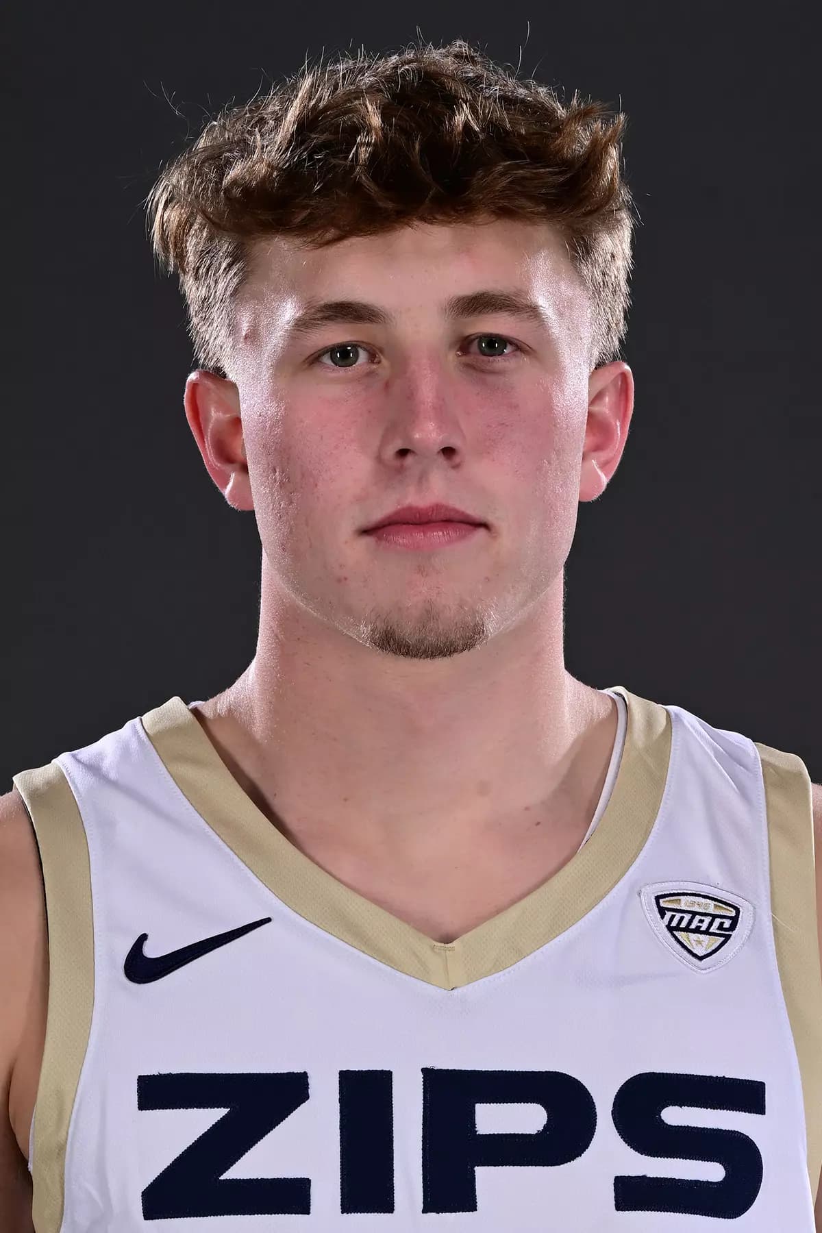 zach_halligan_2025-2026_16-9.webp